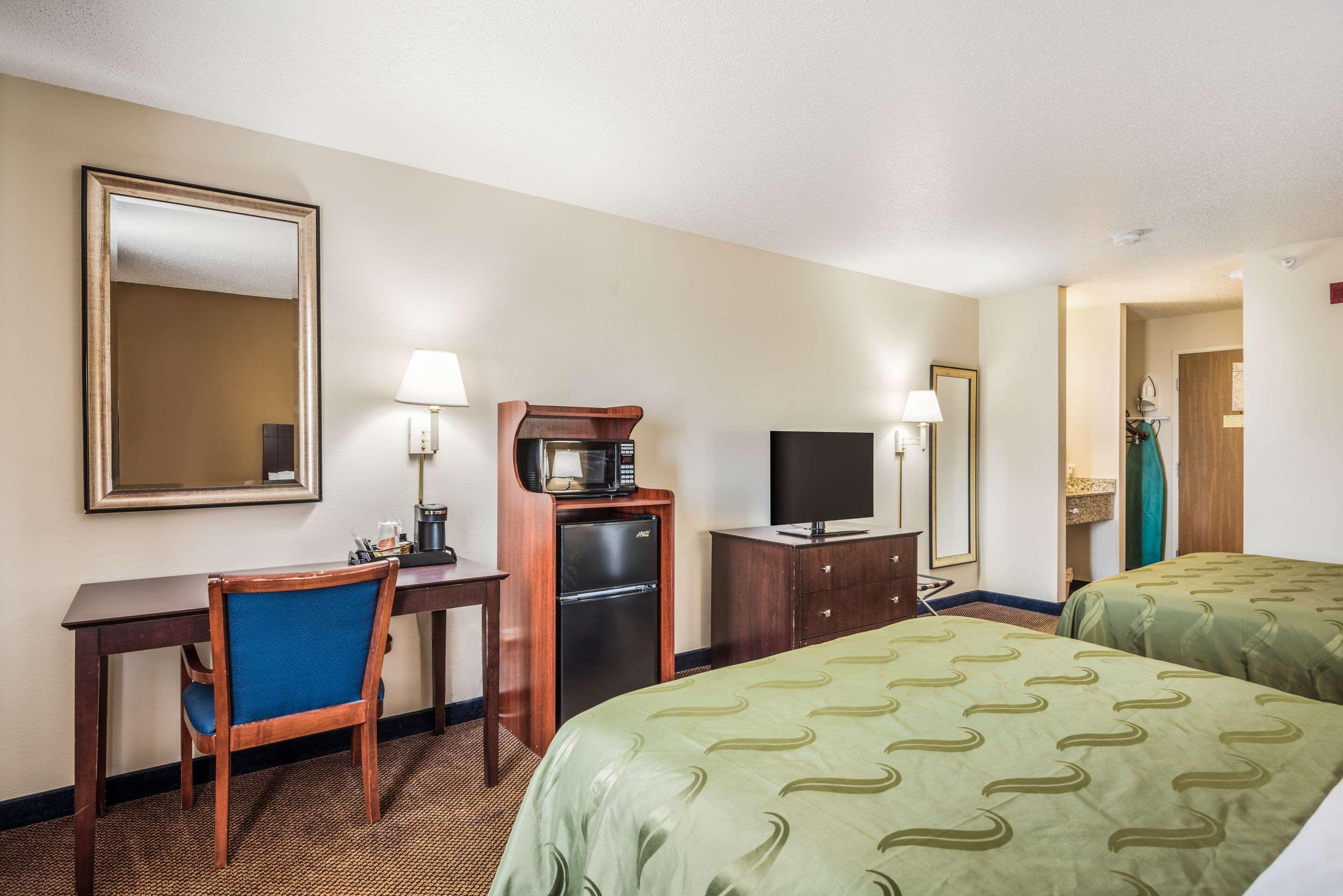 Quality Inn & Suites Eldridge Davenport North Eksteriør billede