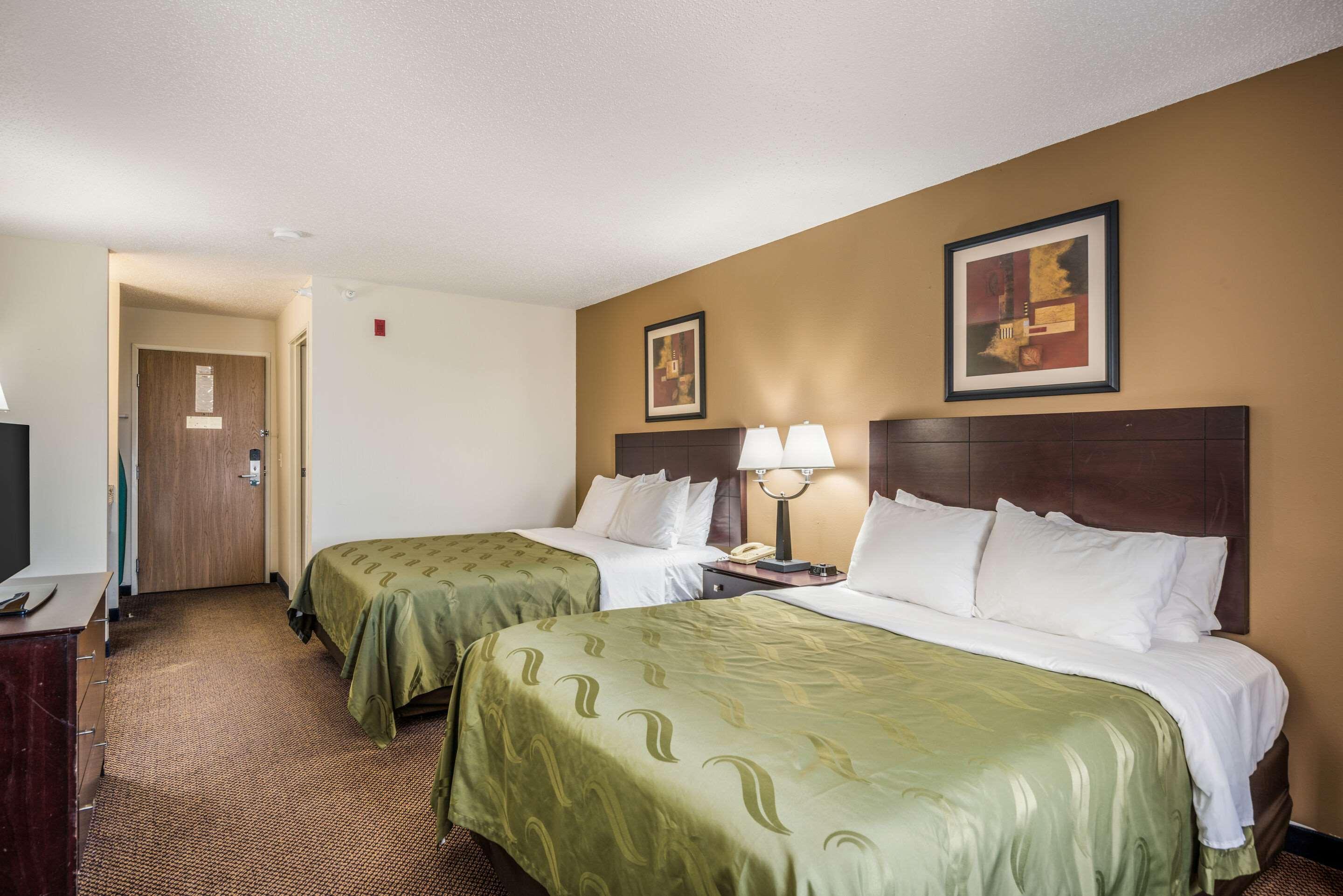 Quality Inn & Suites Eldridge Davenport North Eksteriør billede