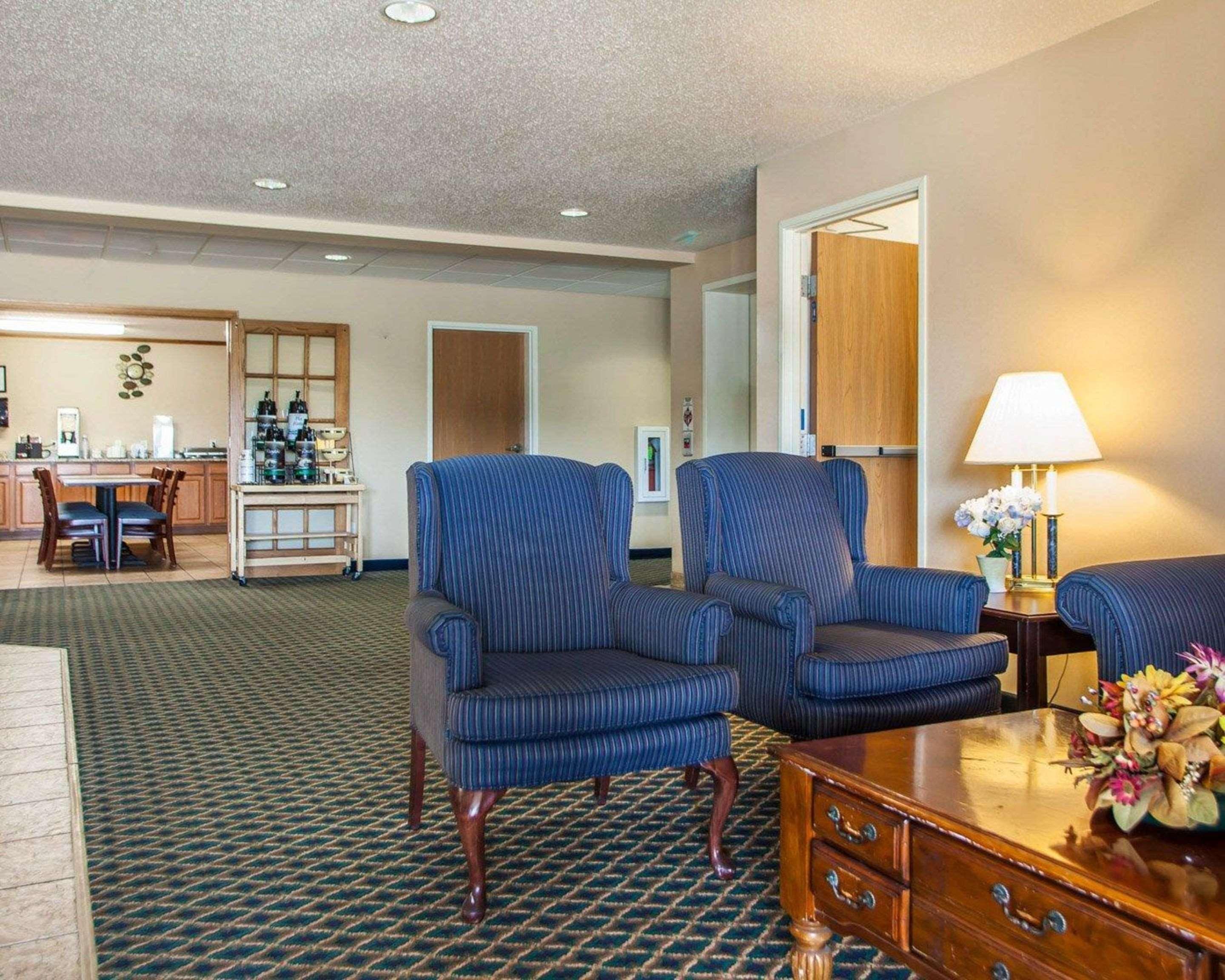 Quality Inn & Suites Eldridge Davenport North Eksteriør billede