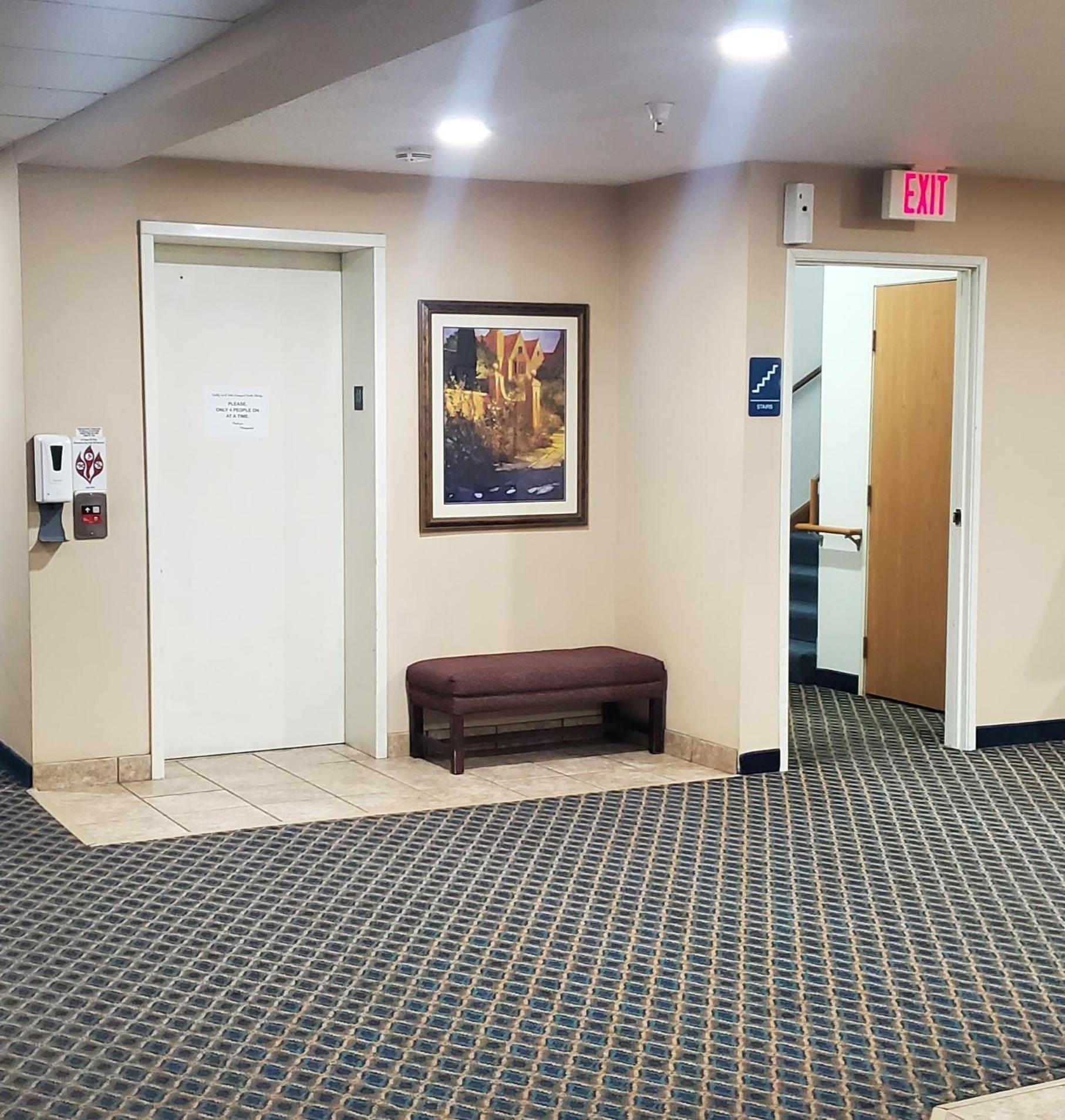 Quality Inn & Suites Eldridge Davenport North Eksteriør billede